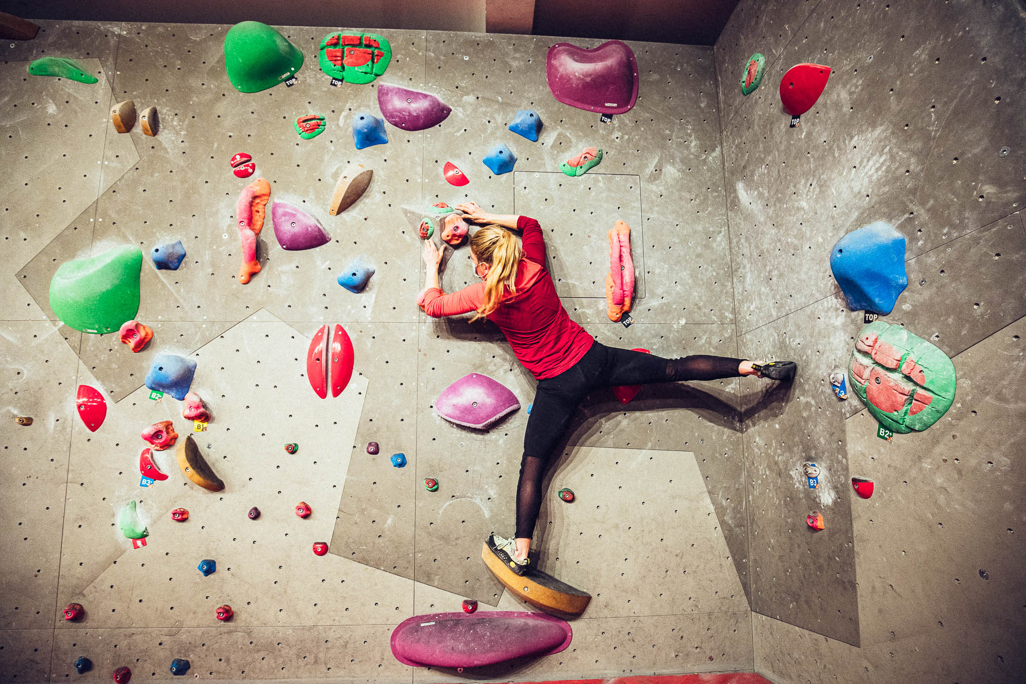 Export x3 5D4 1226 Bouldering Sarah & Vanessa Gaswerk 2020